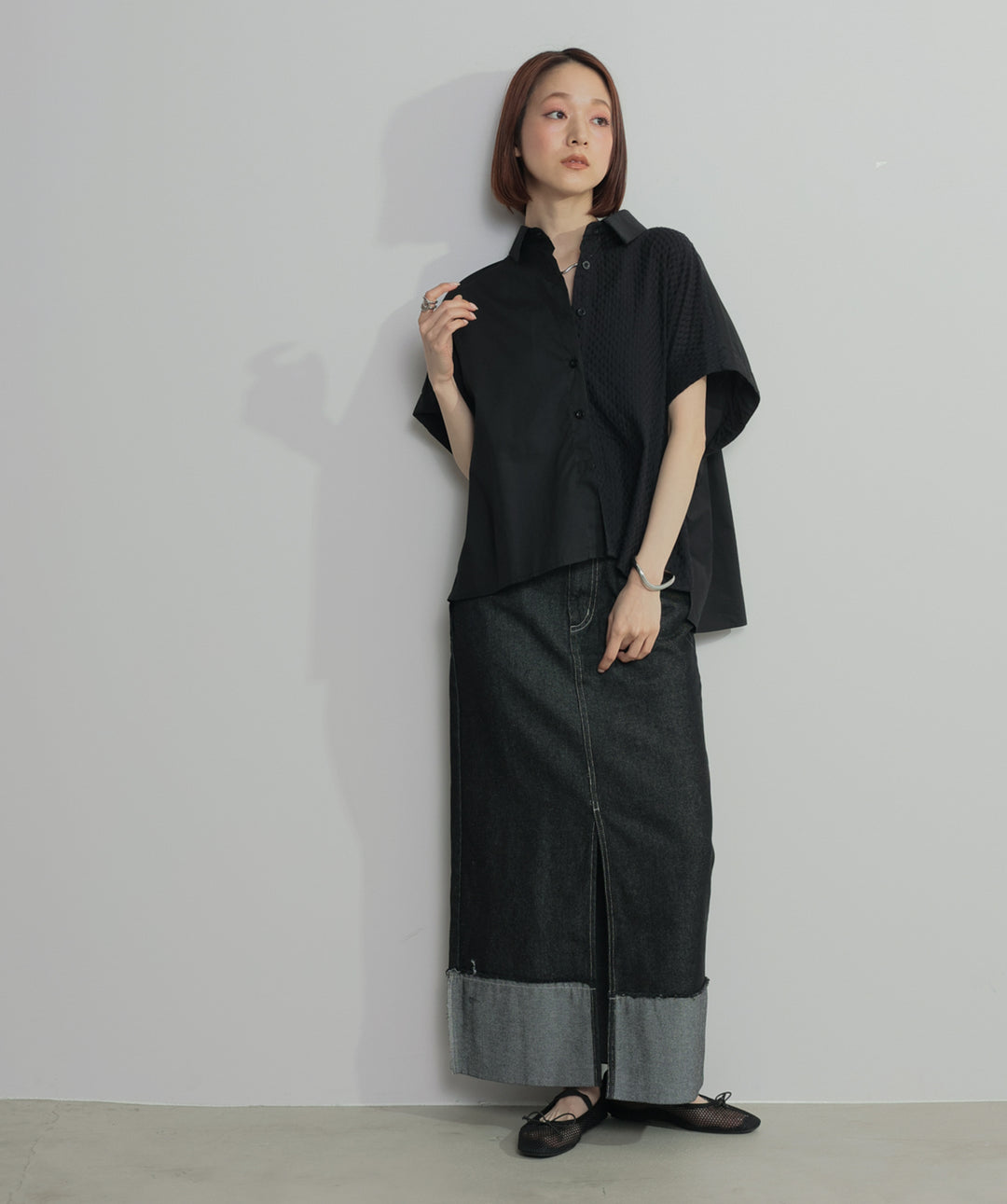 【SET】アシンメトリーデザインシャツブラウス+ロールアップデザインデニムスカート(2set)