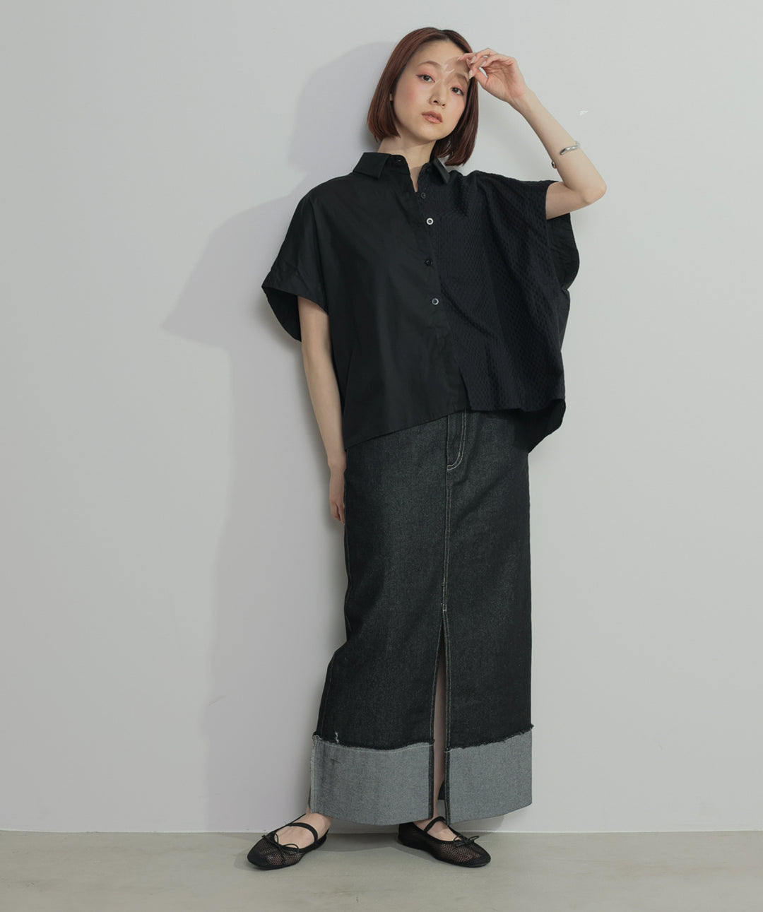 【SET】アシンメトリーデザインシャツブラウス+ロールアップデザインデニムスカート(2set)