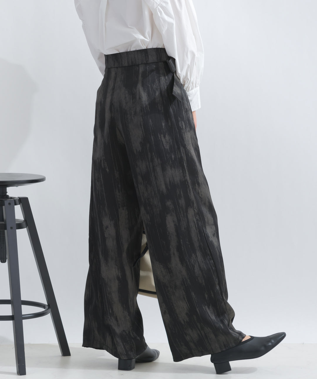 ウエストベルトマーブルパンツ