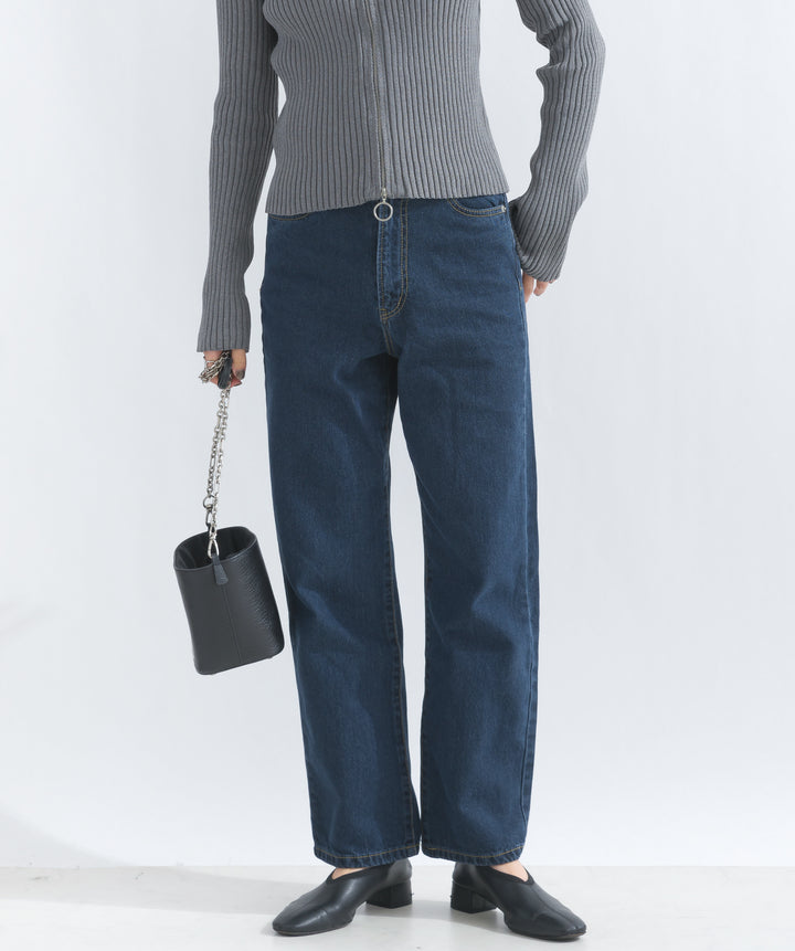 ストレートデニムパンツ