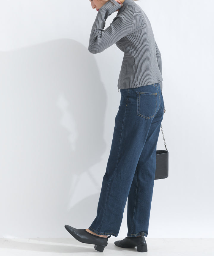 ストレートデニムパンツ