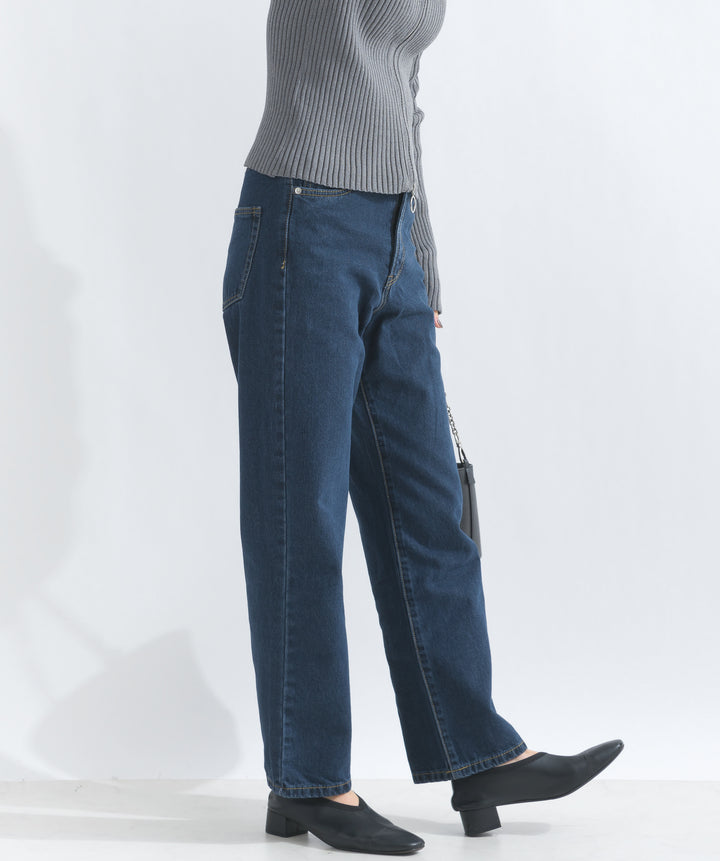 ストレートデニムパンツ