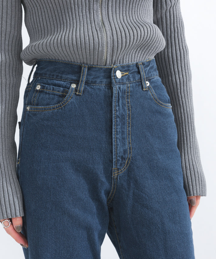 ストレートデニムパンツ