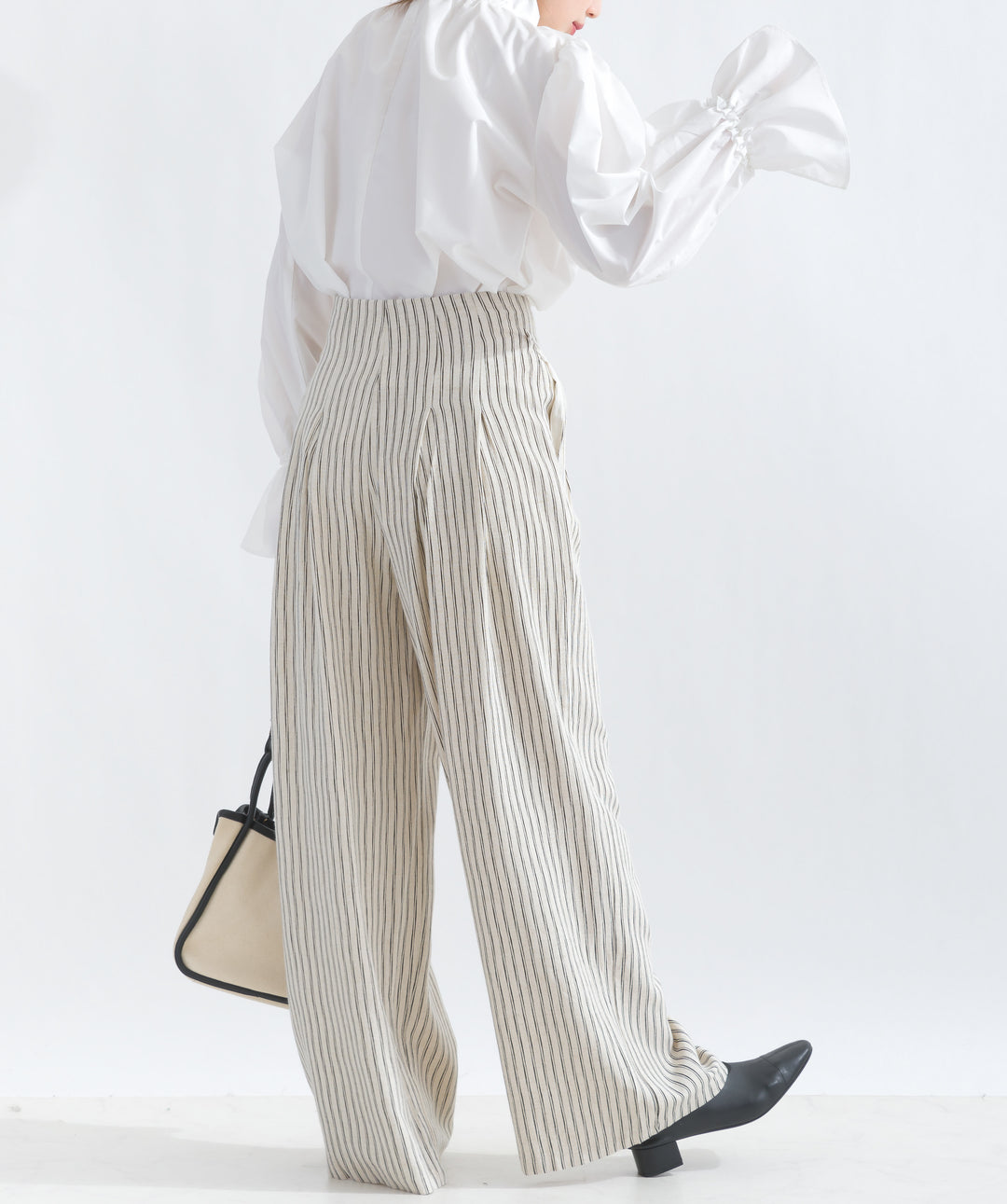 リラックスタックストライプパンツ