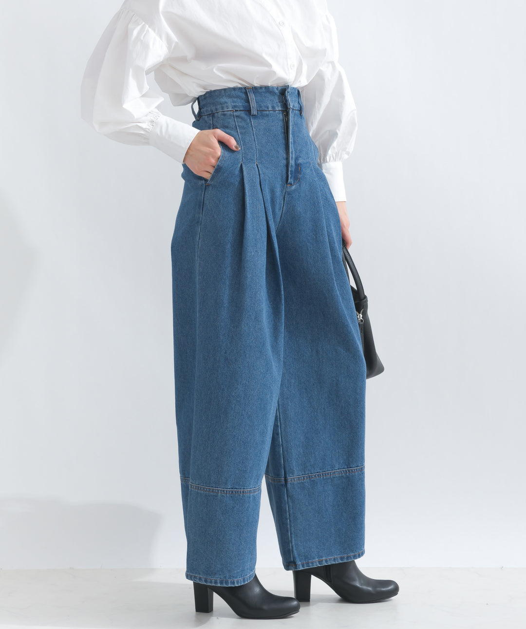 デニムタックワイドパンツ