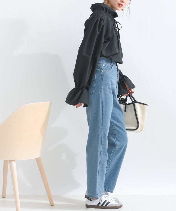 ストレートデニムパンツ
