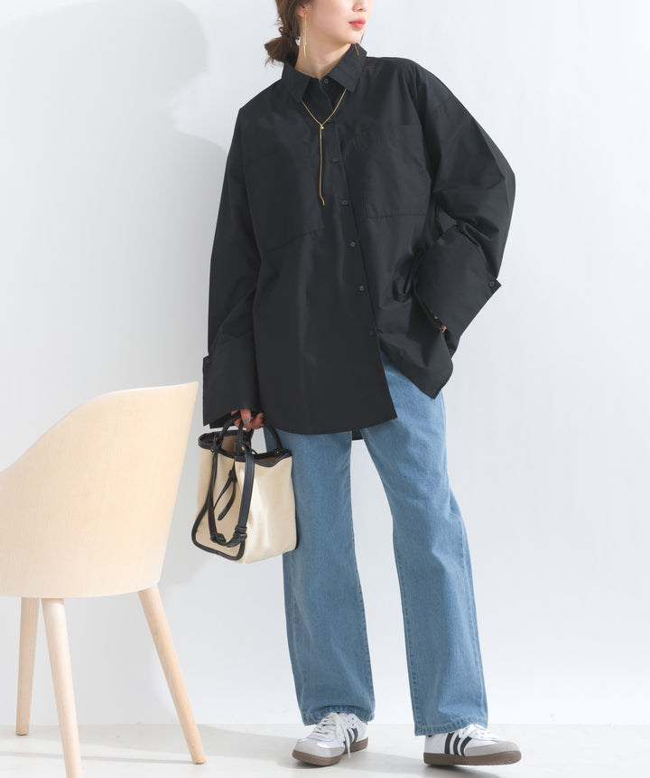 ストレートデニムパンツ
