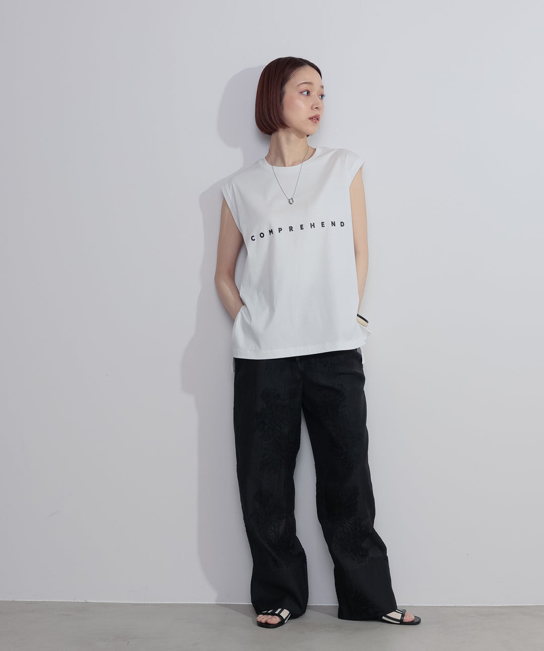 【SET】コンパクトスムースロゴフレンチトップス+フラワー刺繍シアーパンツ(2set)