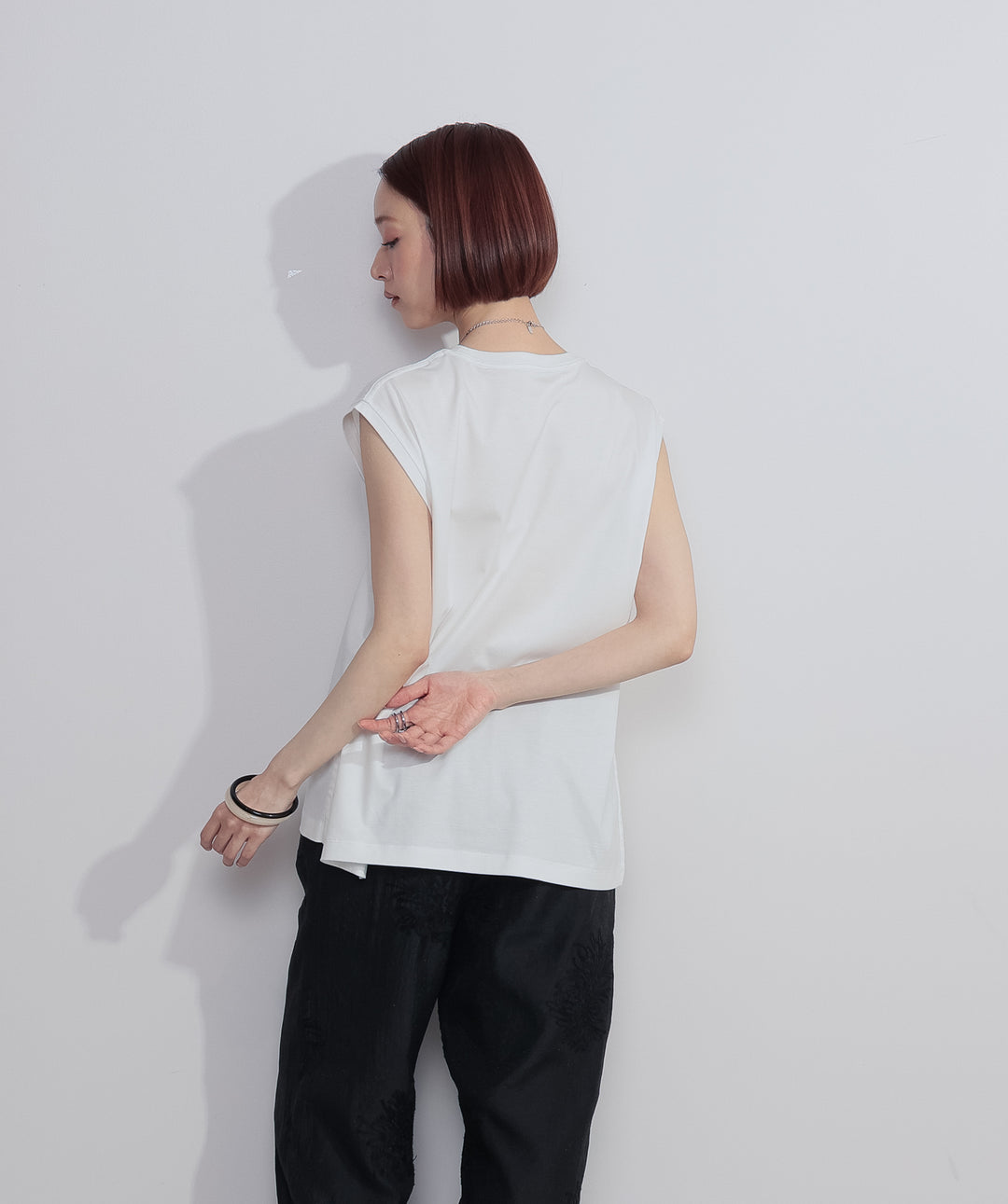 【SET】コンパクトスムースロゴフレンチトップス+フラワー刺繍シアーパンツ(2set)