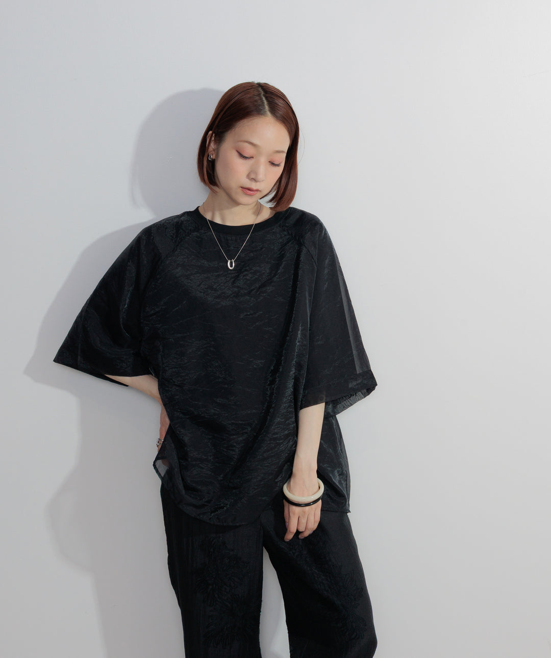 【SET】オーガンジーレイヤードTシャツ+フラワー刺繍シアーパンツ(2set)