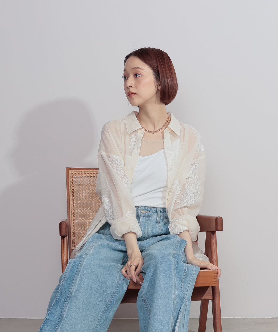 【SET】フラワー刺繍シアーシャツ+フリルウェーブデニムパンツ(2set)