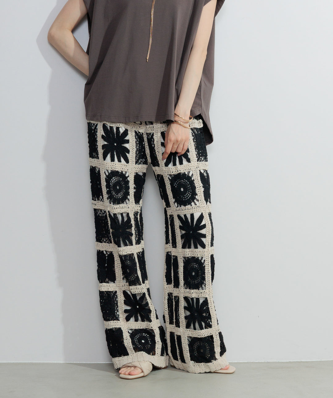 【再入荷】ブロッククロシェニットパンツ