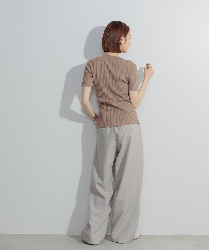 アシンメトリーボタンリブニット