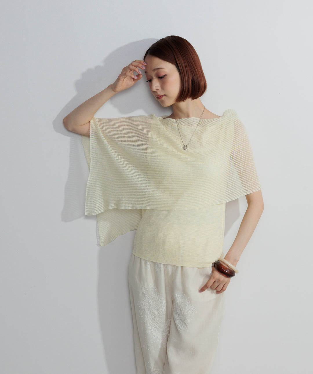 【SET】レイヤードオフショルニットトップス+フラワー刺繍シアーパンツ(2set)