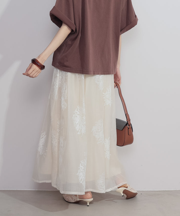 【SET】ピグメントロゴプリントTシャツ+フラワー刺繍シアースカート(2set)