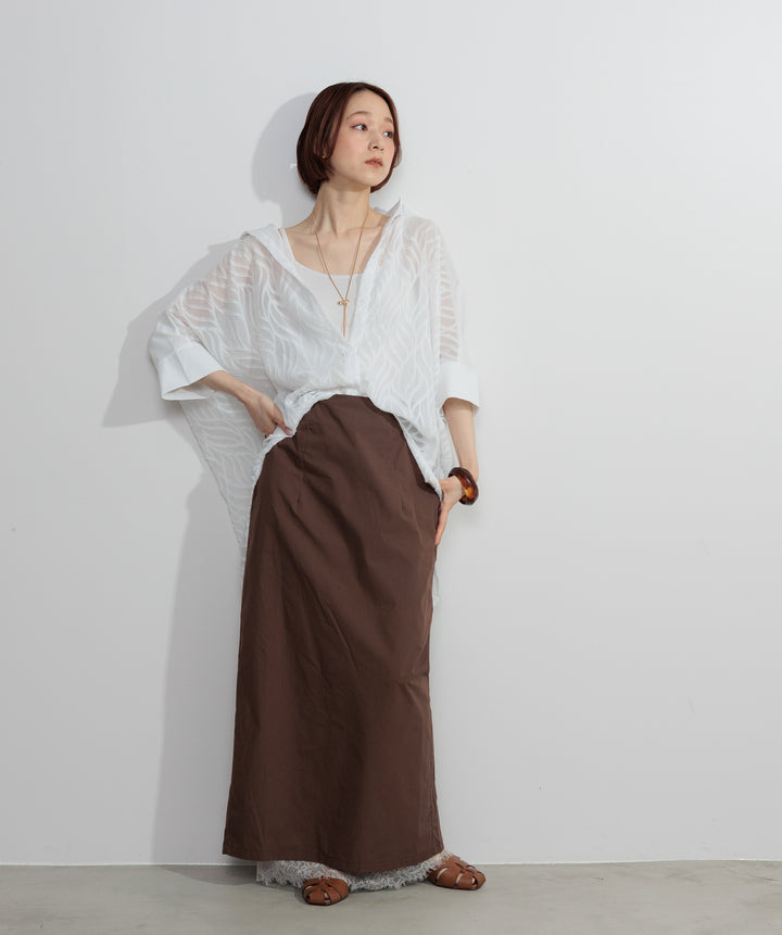 バックスリットレースヘムスカート