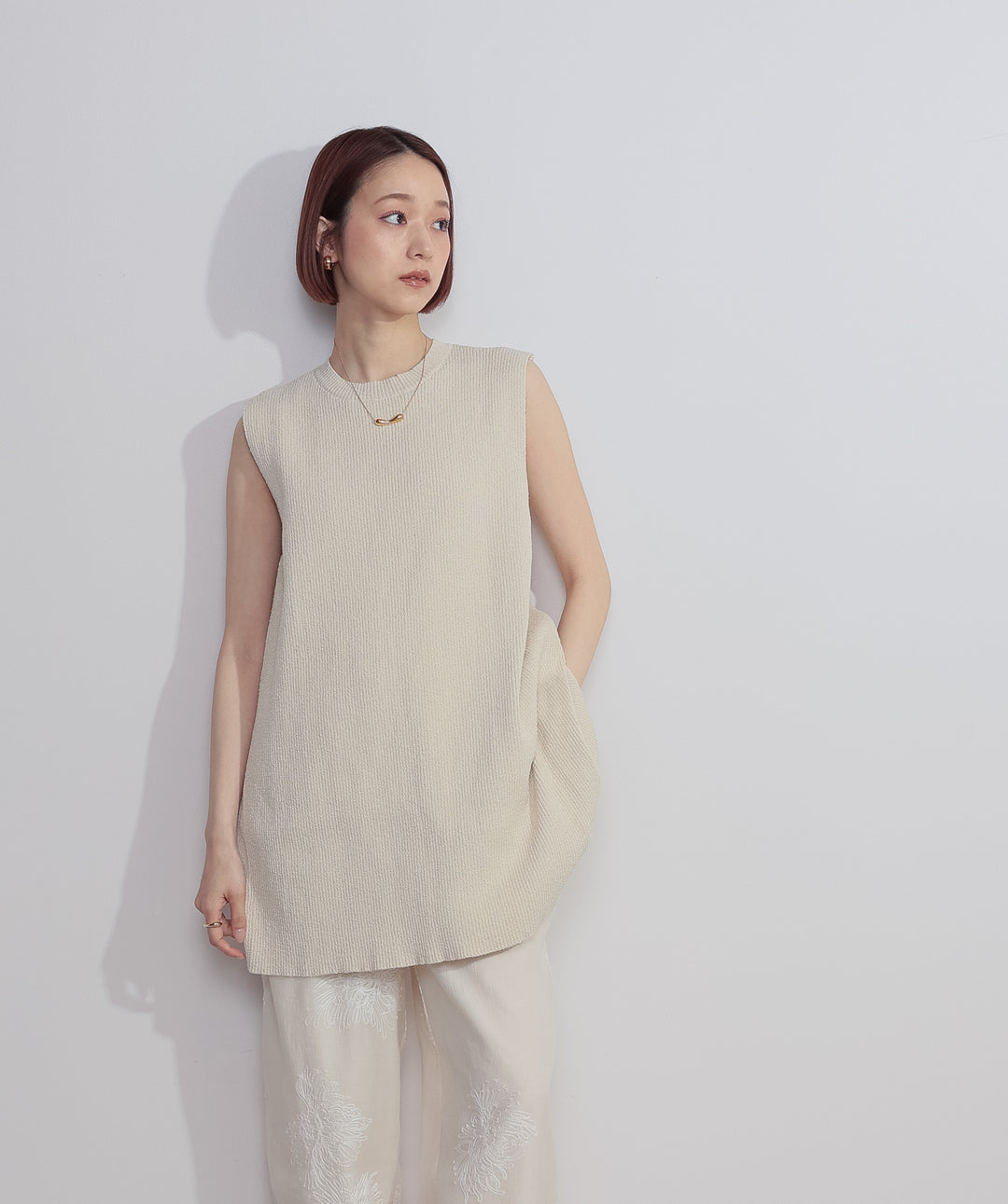 【SET】リブニットバックスリットタンク+フラワー刺繍シアーパンツ(2set)