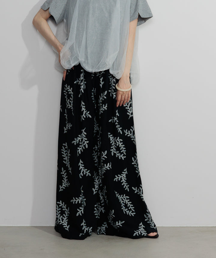 【SET】スカラップヘムレースドッキングTシャツ+ボタニカルワイドパンツ(2set)
