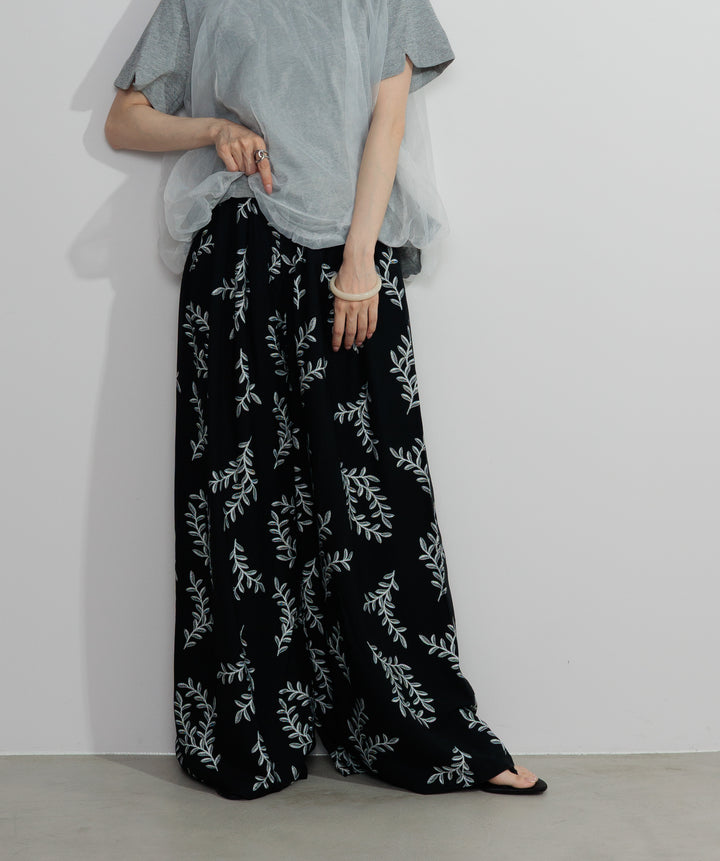 【SET】スカラップヘムレースドッキングTシャツ+ボタニカルワイドパンツ(2set)
