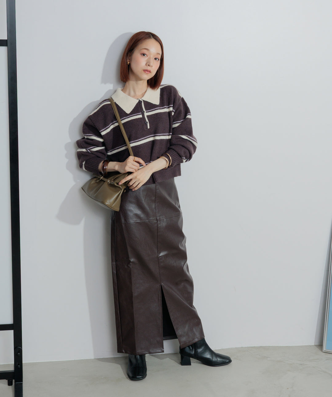 フェイクレザースリットロングスカート