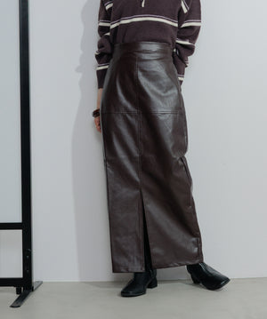 フェイクレザースリットロングスカート