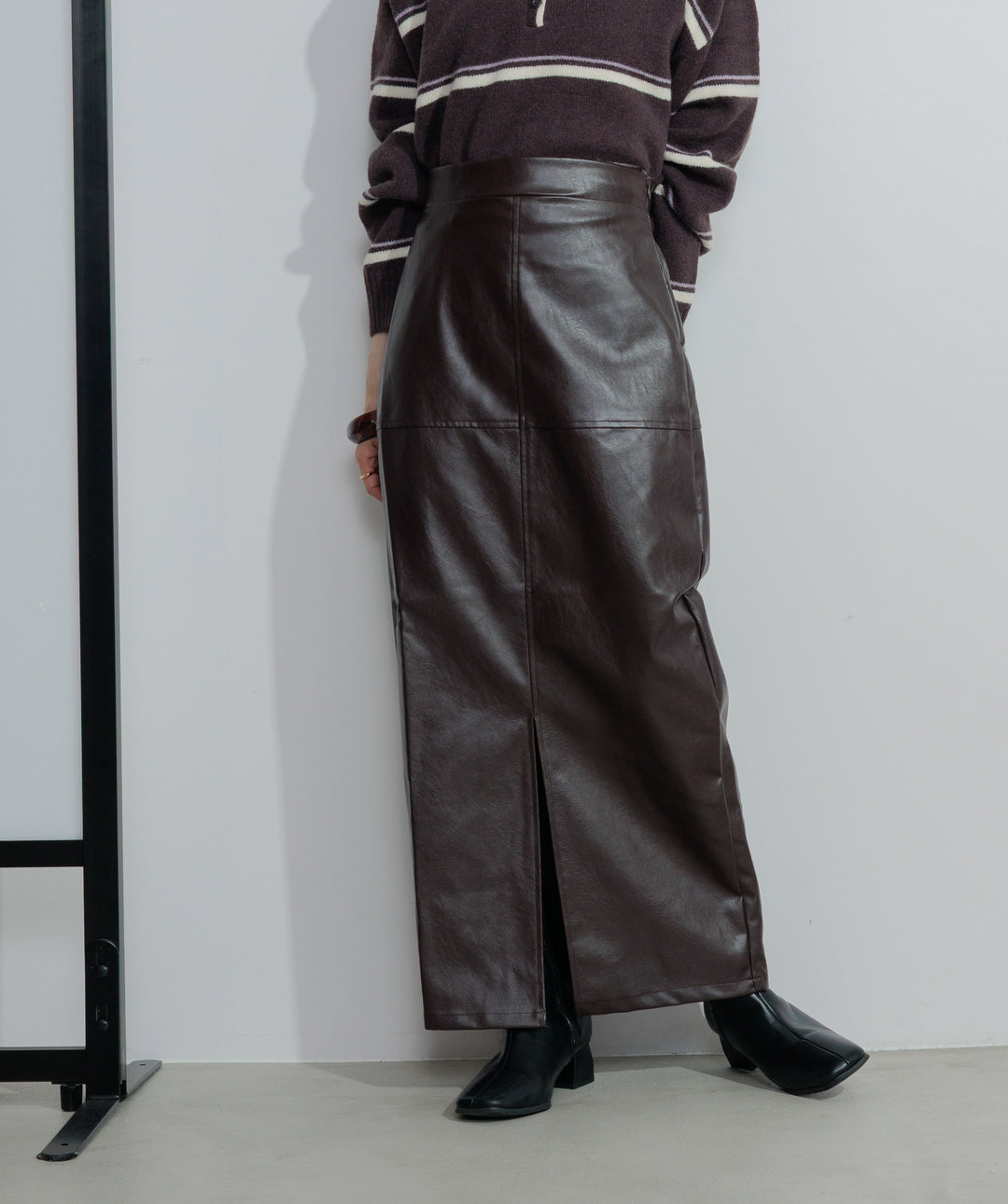 【SET】アルパカタッチボーダーポロニット+フェイクレザースリットロングスカート(2set)