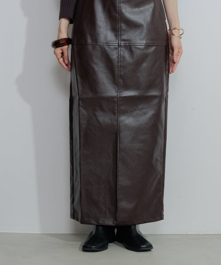 フェイクレザースリットロングスカート
