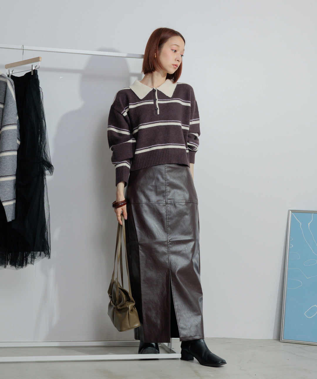 フェイクレザースリットロングスカート