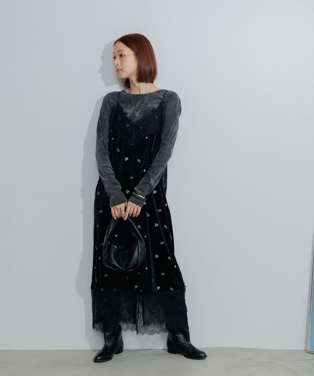 ベロア刺繍レースキャミワンピース