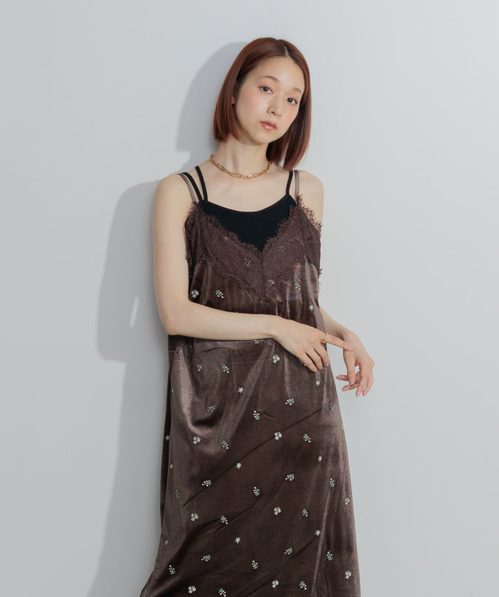 ベロア刺繍レースキャミワンピース