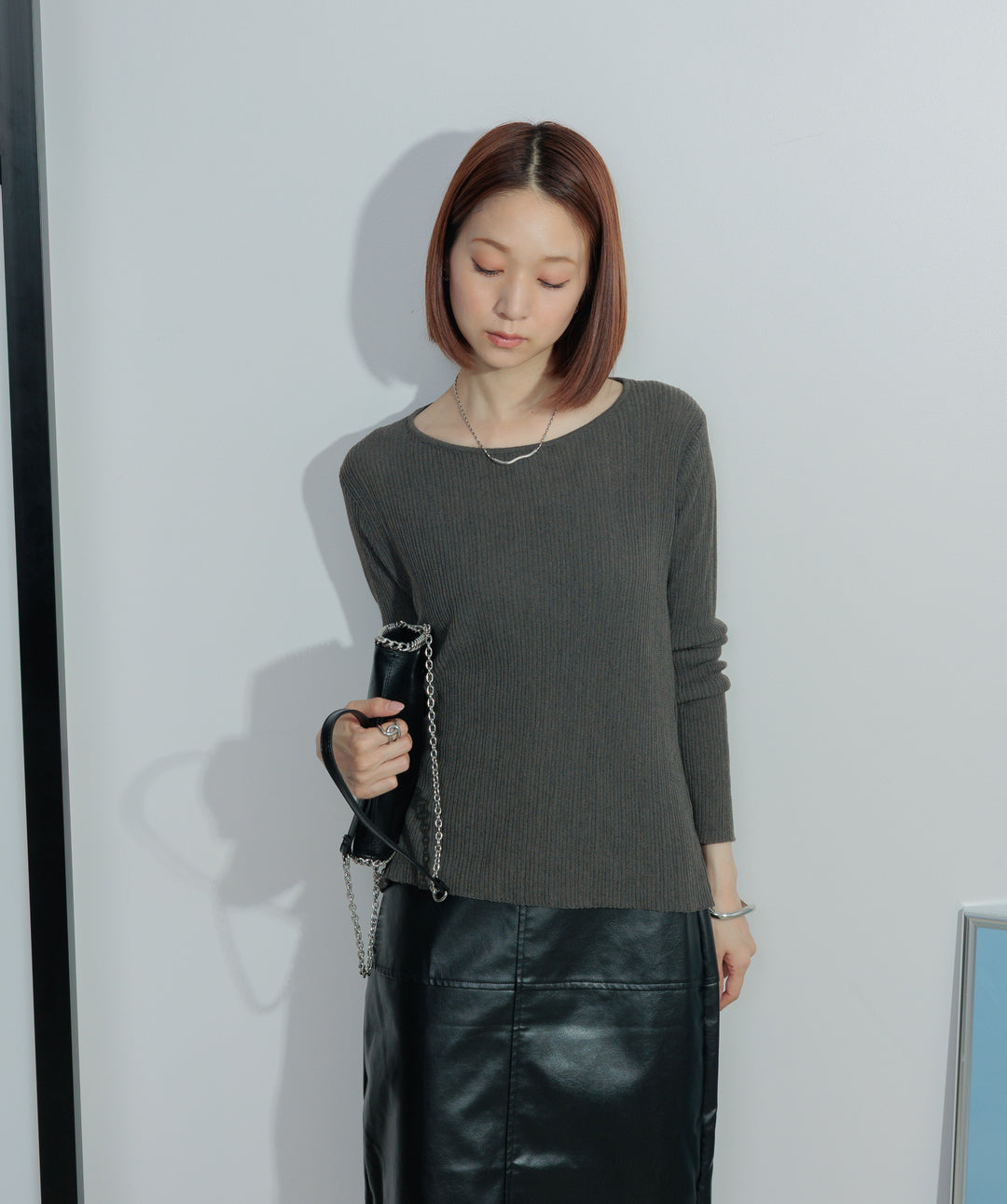【SET】バックオープンリブカットソー+フェイクレザースリットロングスカート(2set)