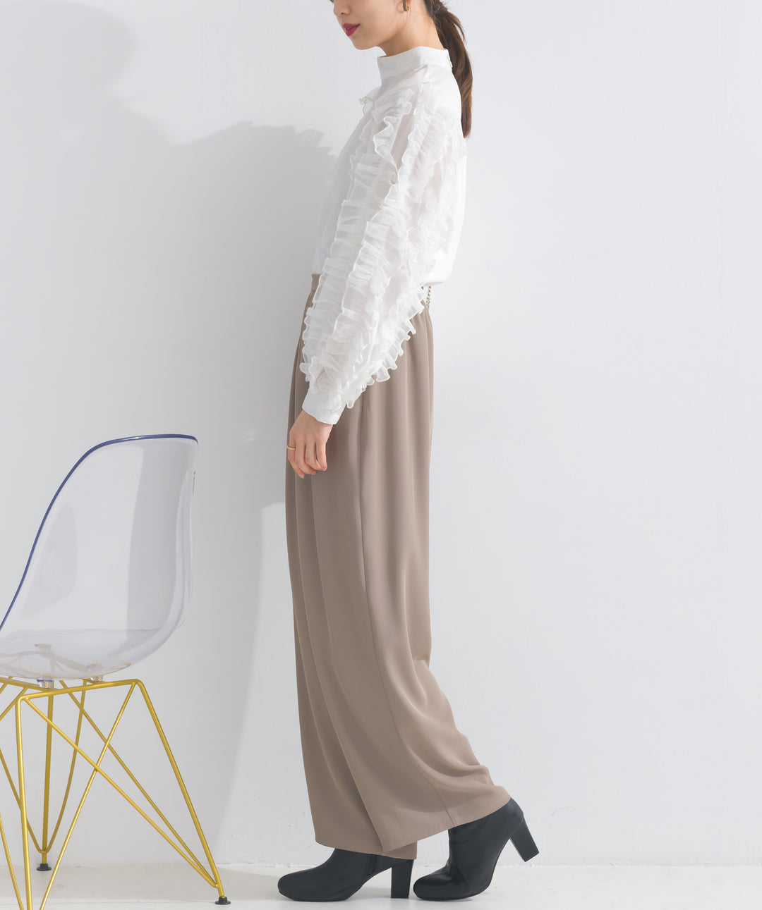 エステルスムースタックカーブパンツ
