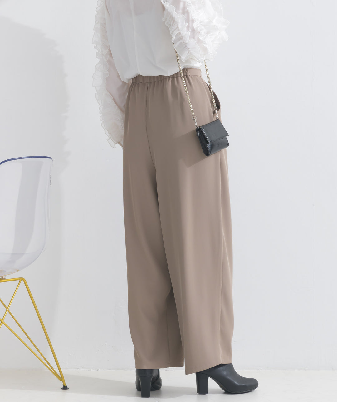 エステルスムースタックカーブパンツ