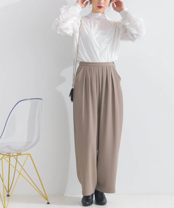 エステルスムースタックカーブパンツ