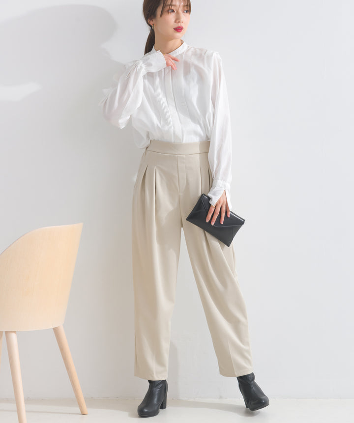 ダブルタックテーパードパンツ