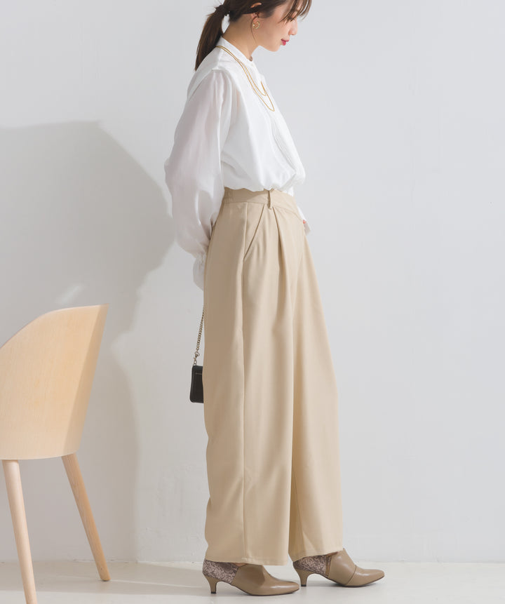 アシメラップドレープパンツ