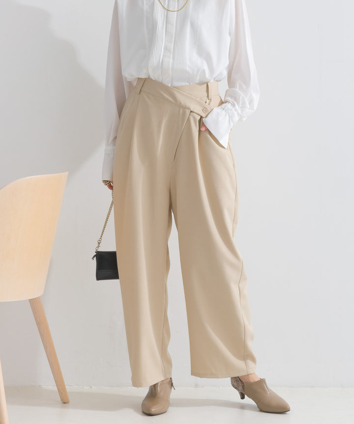 アシメラップドレープパンツ