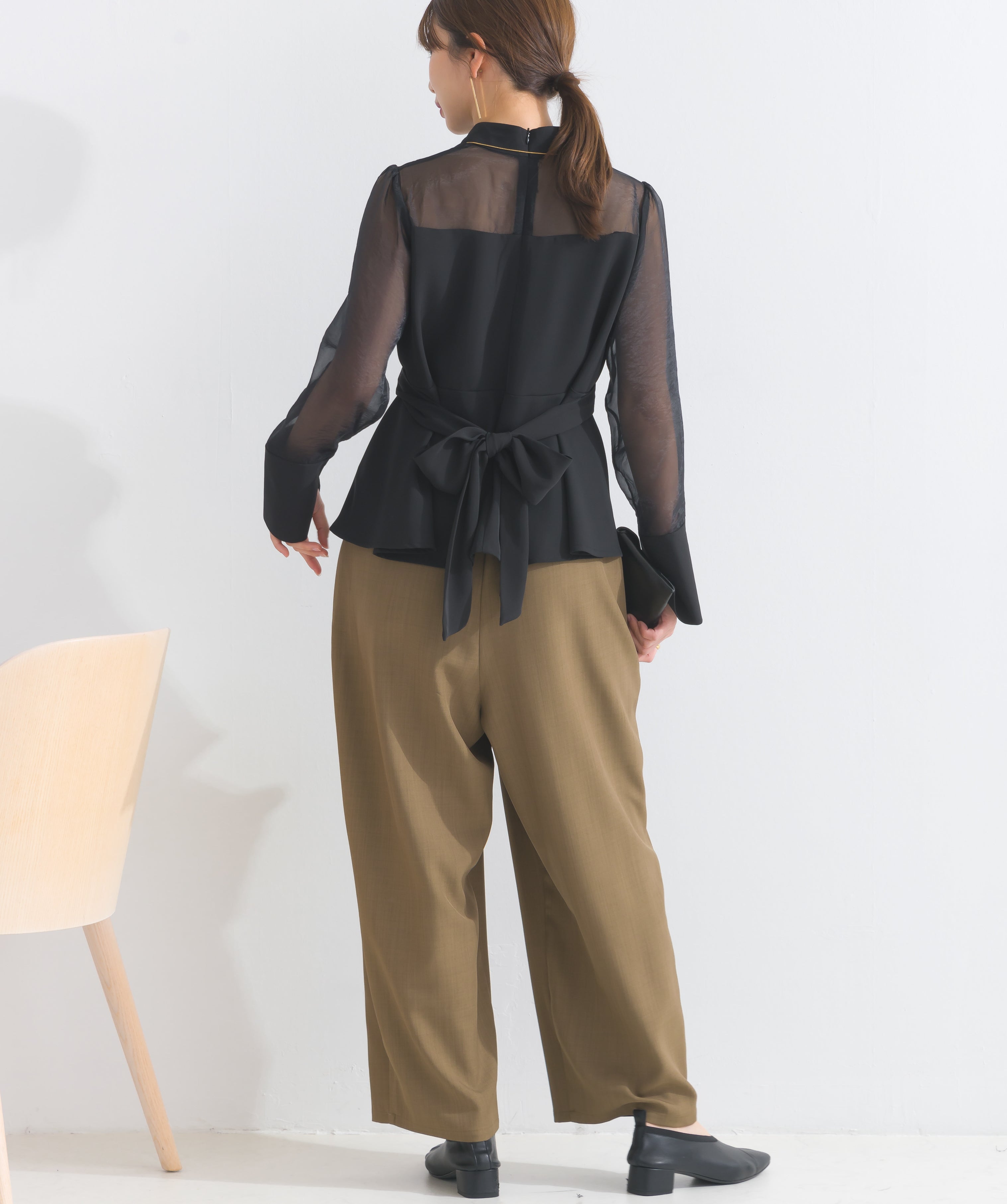 オーガンジードッキングカシュクールブラウス – OandI