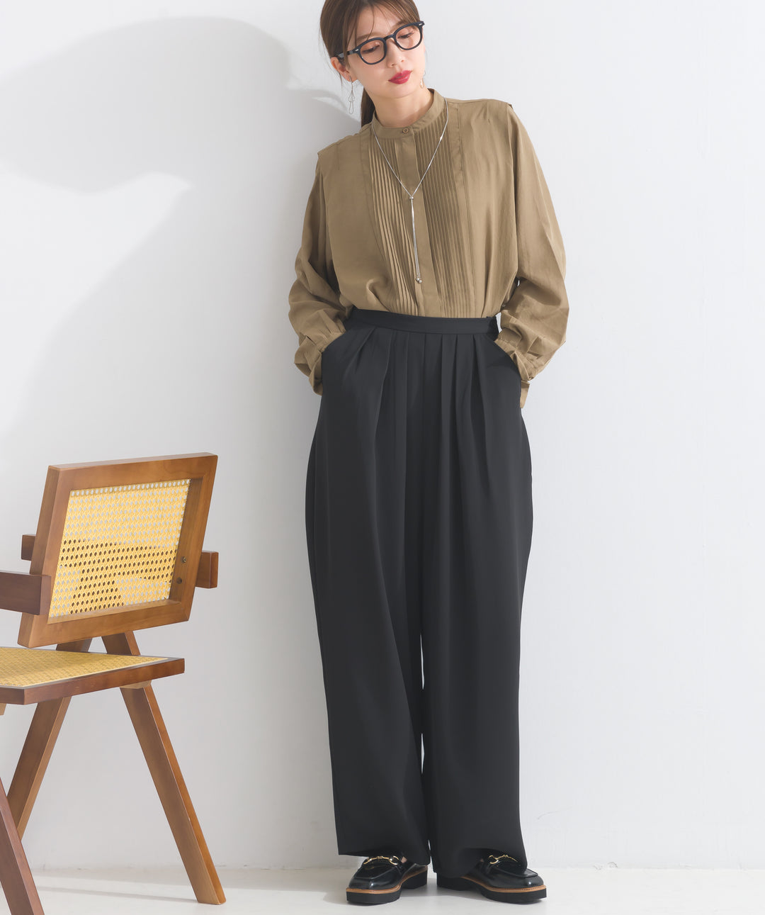 エステルスムースタックカーブパンツ