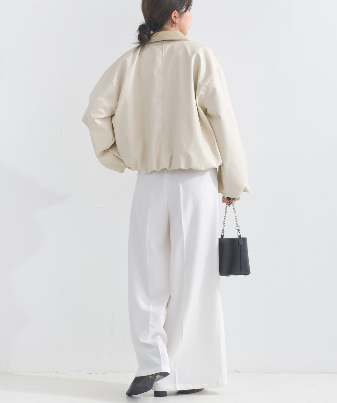 フェイクレザーショート丈ブルゾン