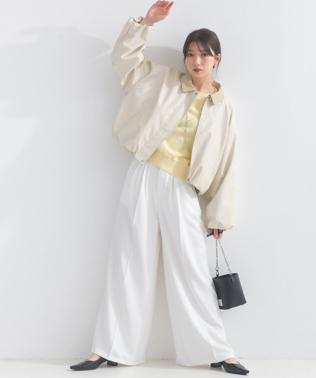 フェイクレザーショート丈ブルゾン