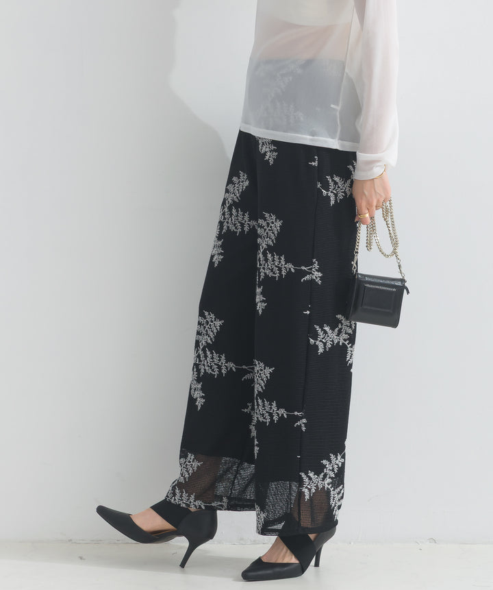 ボタニカルジャガードメッシュパンツ