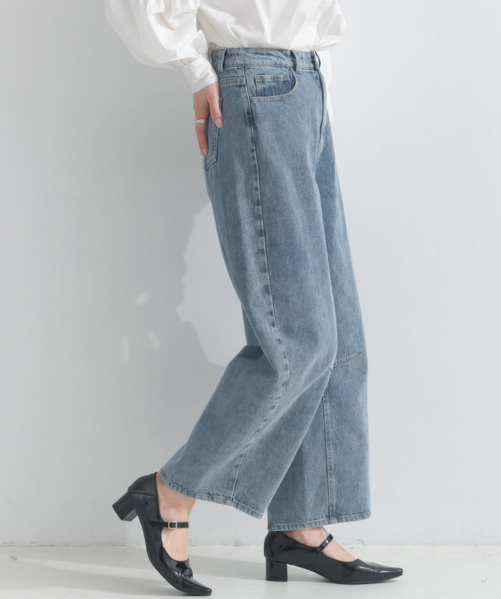 カーヴィーデニムパンツ