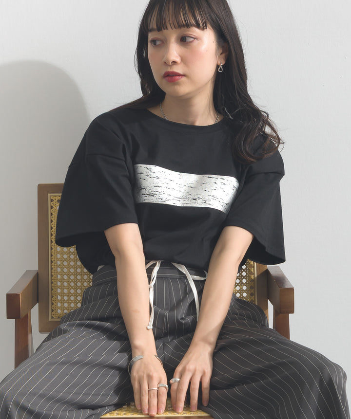 箔プリントTシャツ