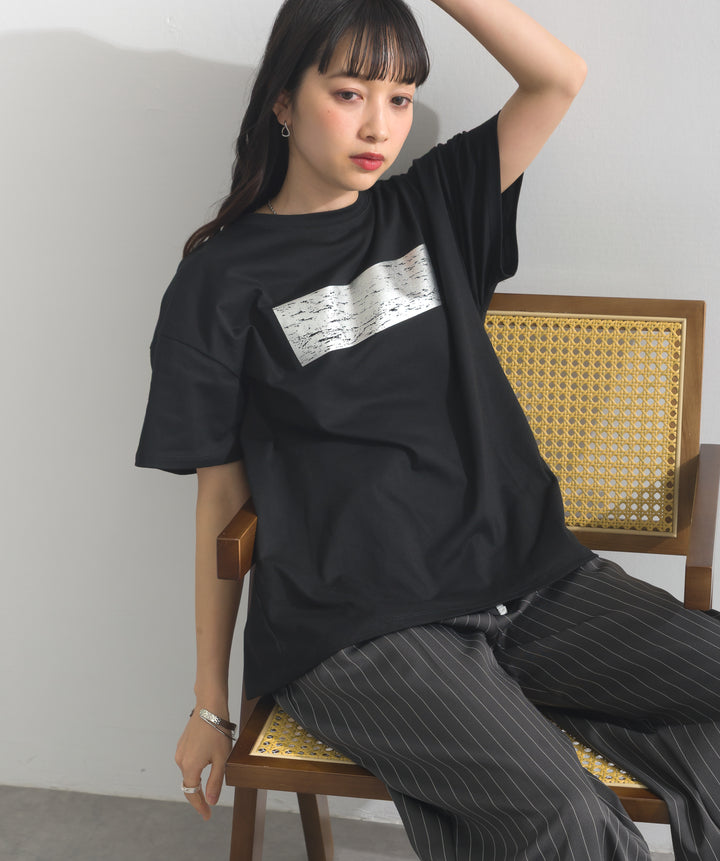 箔プリントTシャツ