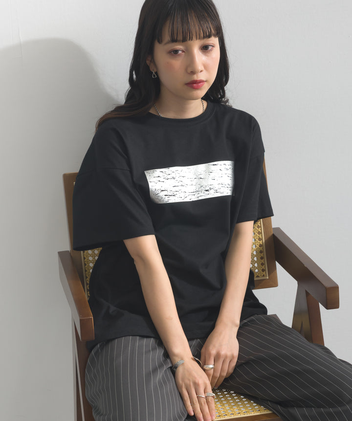 箔プリントTシャツ