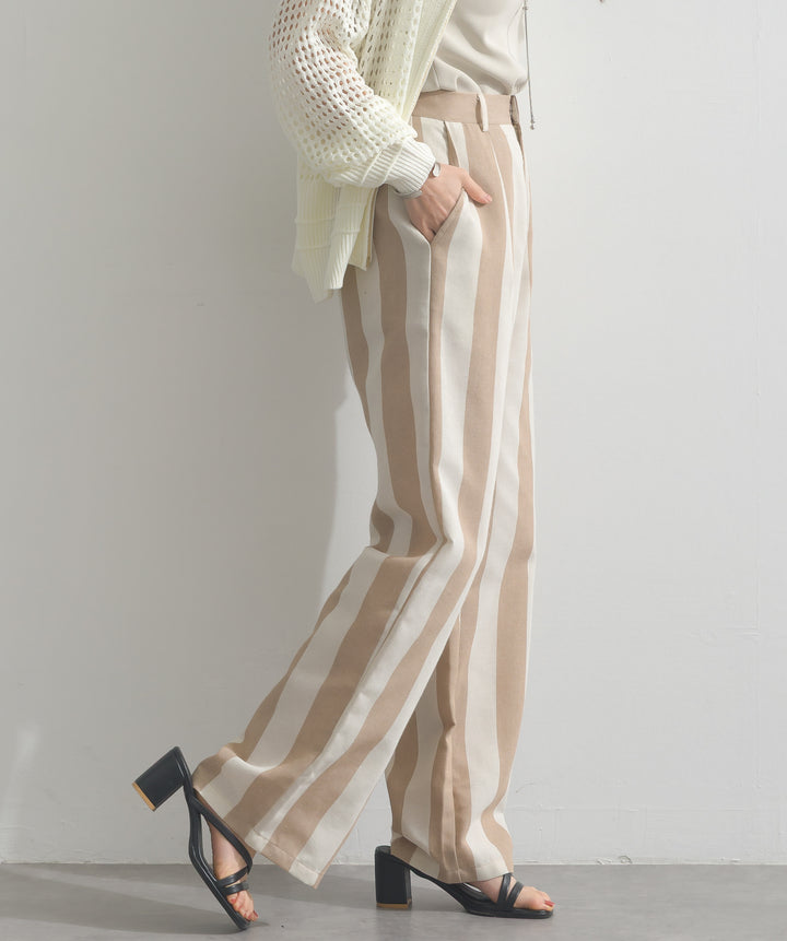 ストライプストレートパンツ