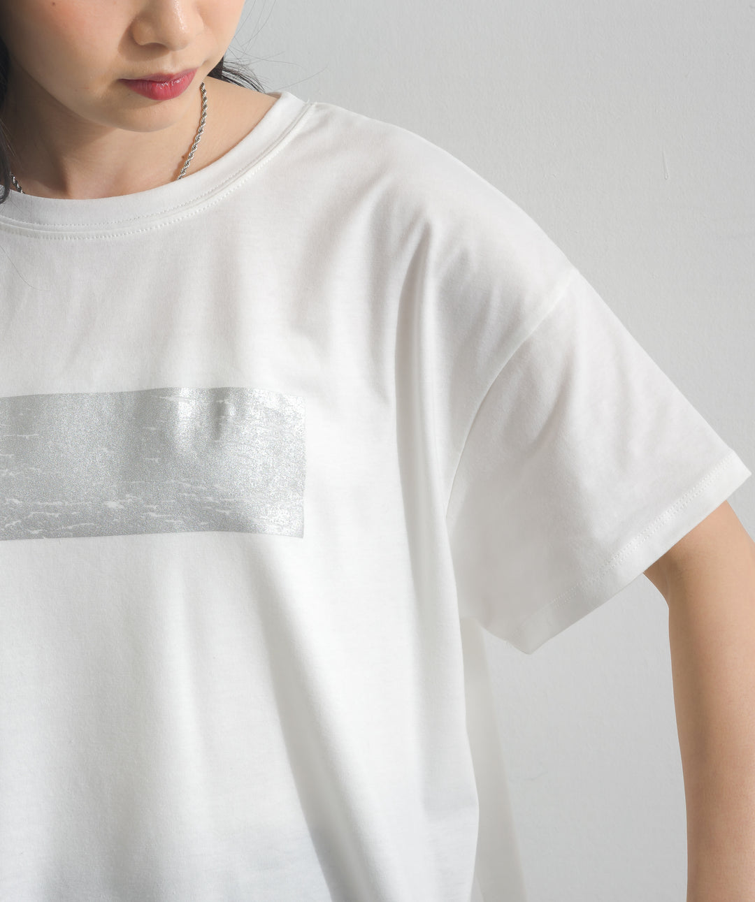 箔プリントTシャツ