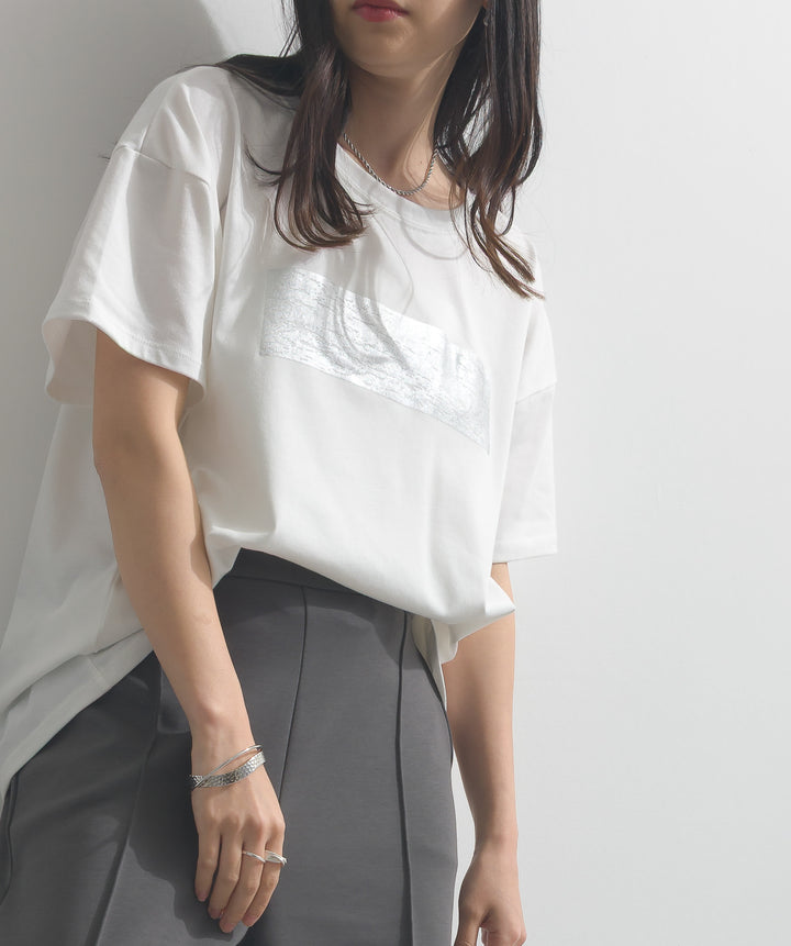 箔プリントTシャツ