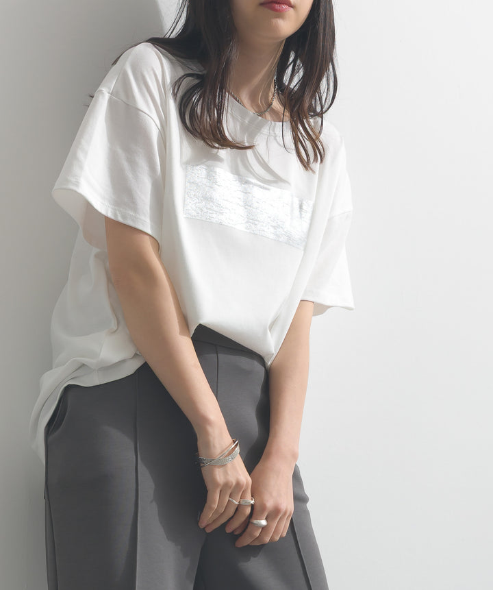箔プリントTシャツ